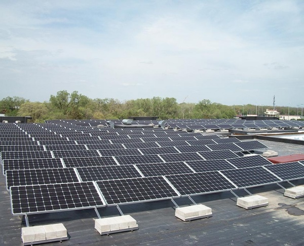 Full Spectrum Solar solar panel installation company in Wisconsin